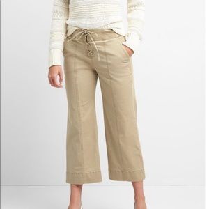 Gap Khaki High Rise Lace Up Wide Leg
Crop Beach Preppy sailor Pants size 12